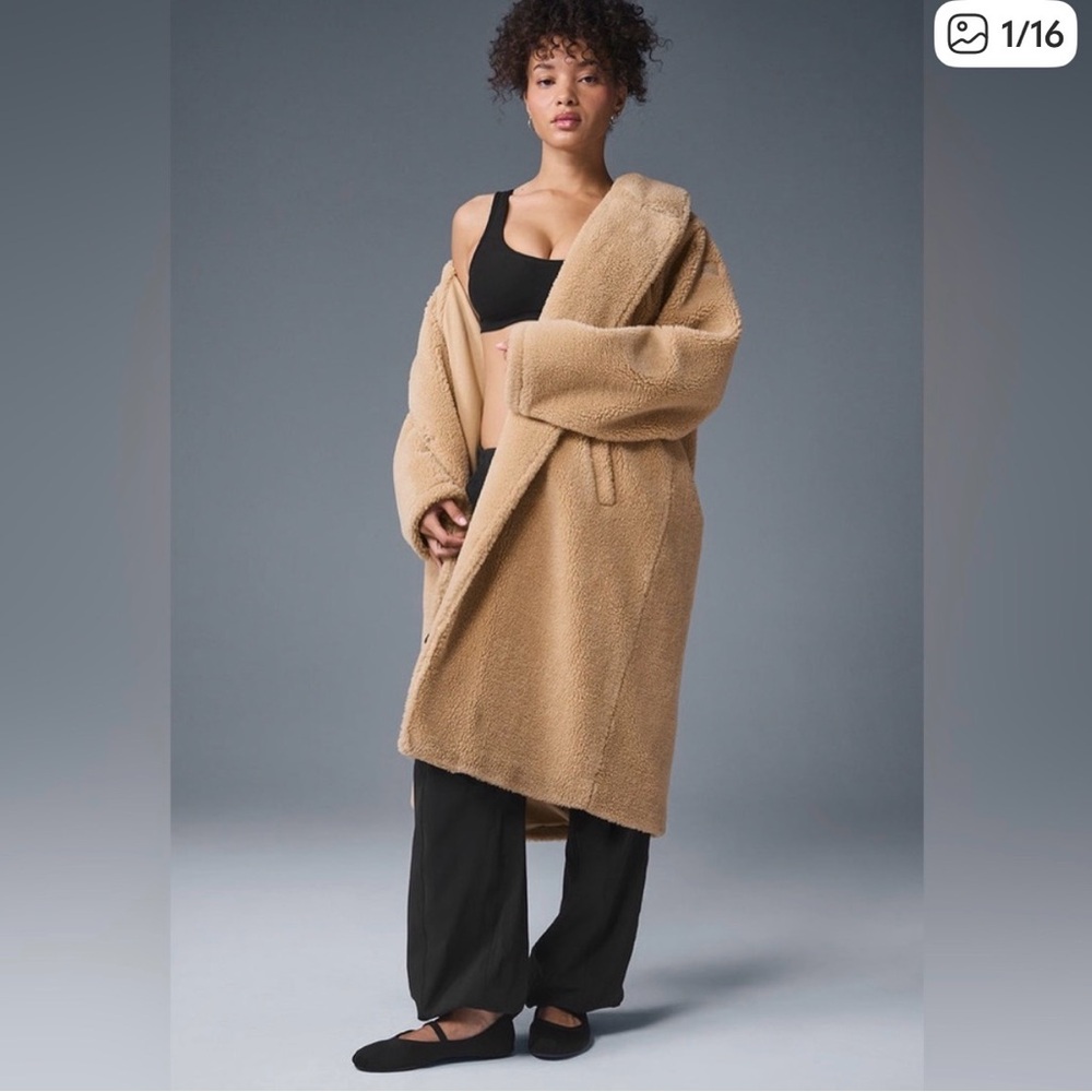 Aloyoga Cozy Tan Sherpa Trench